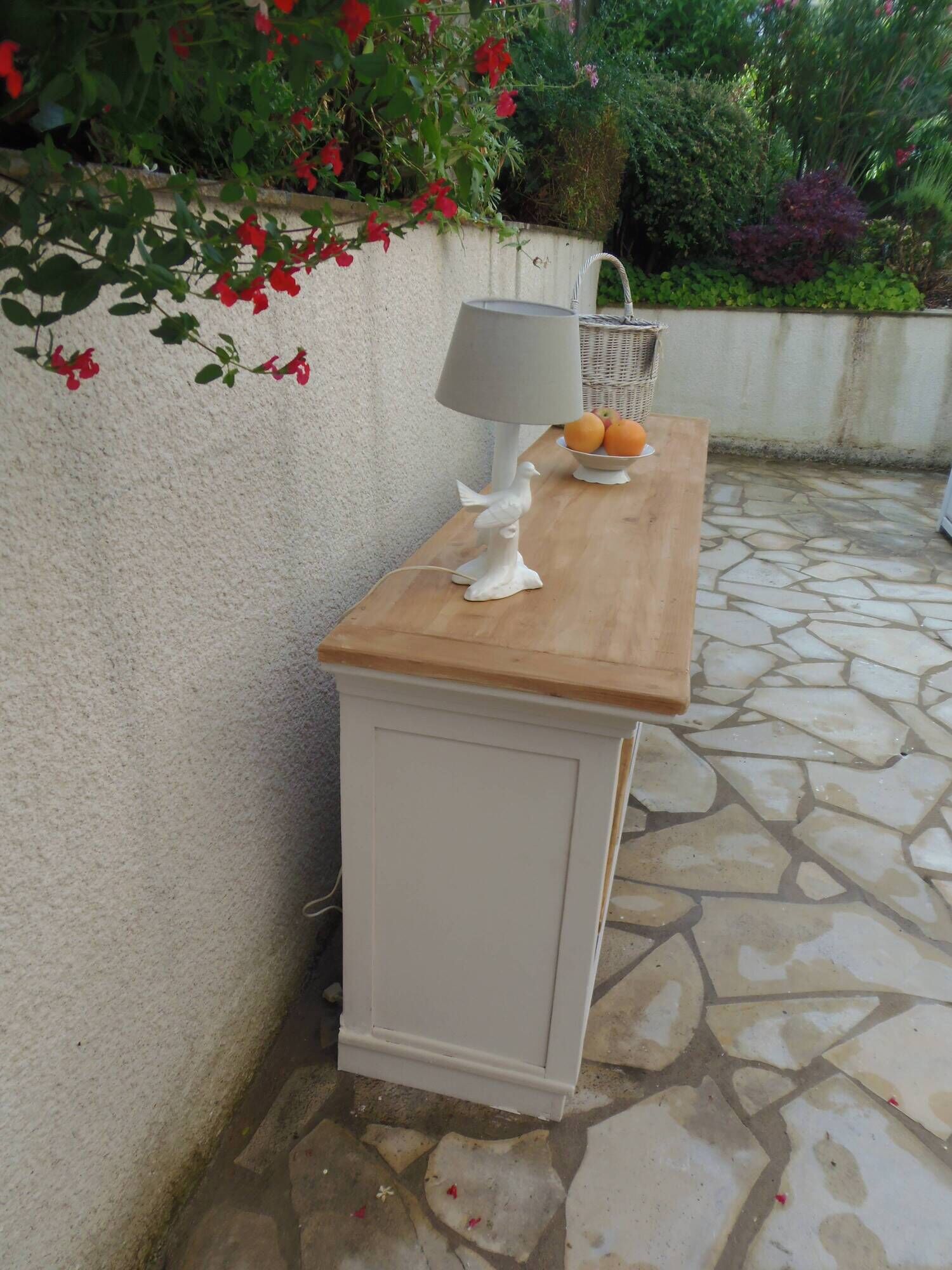 Craft furniture enhanced in pearl gray, shelves and top in raw wood.