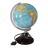 Vintage illuminated globe. Ideal for decoration or for an office.