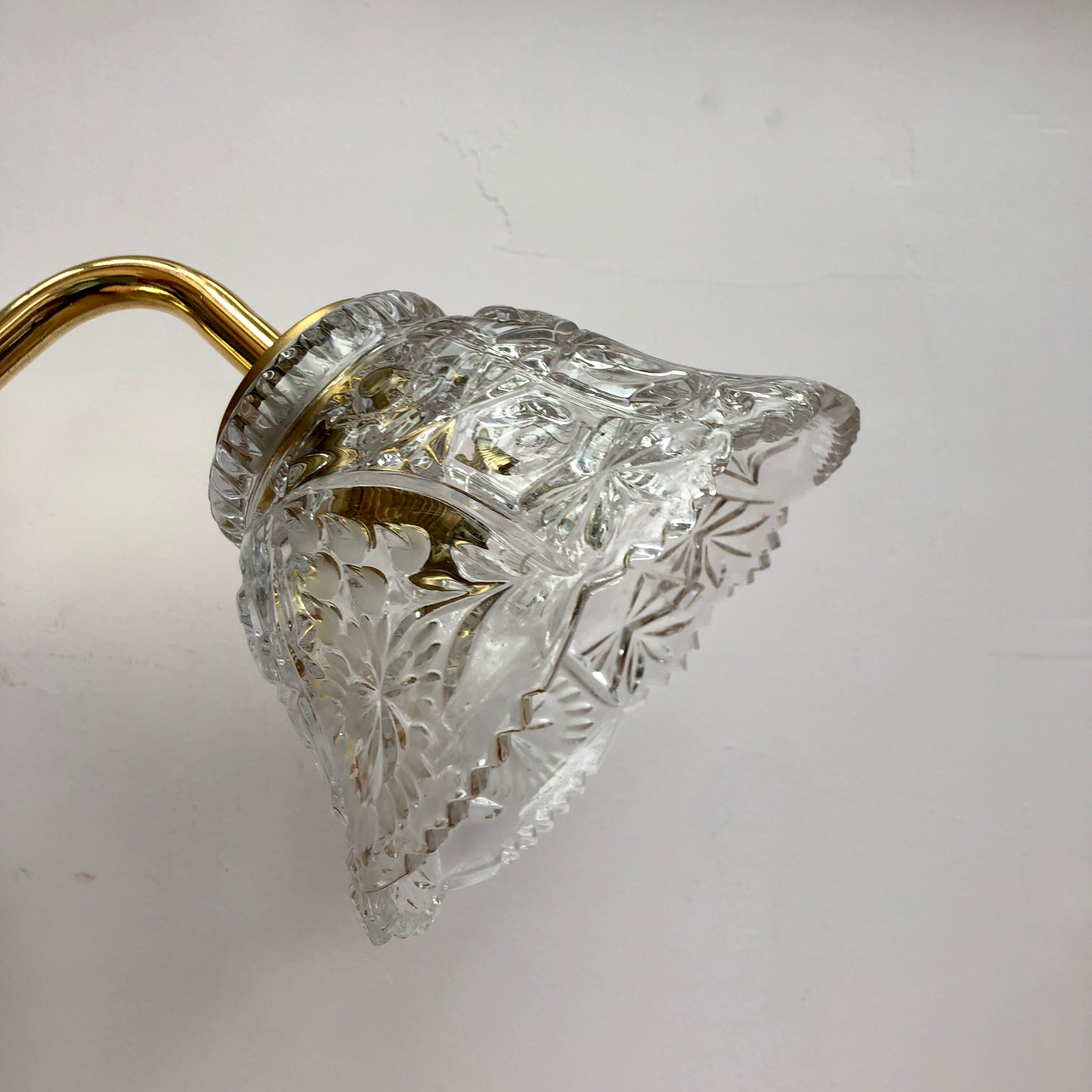 Applique abat-jour vinatge en verre ciselé