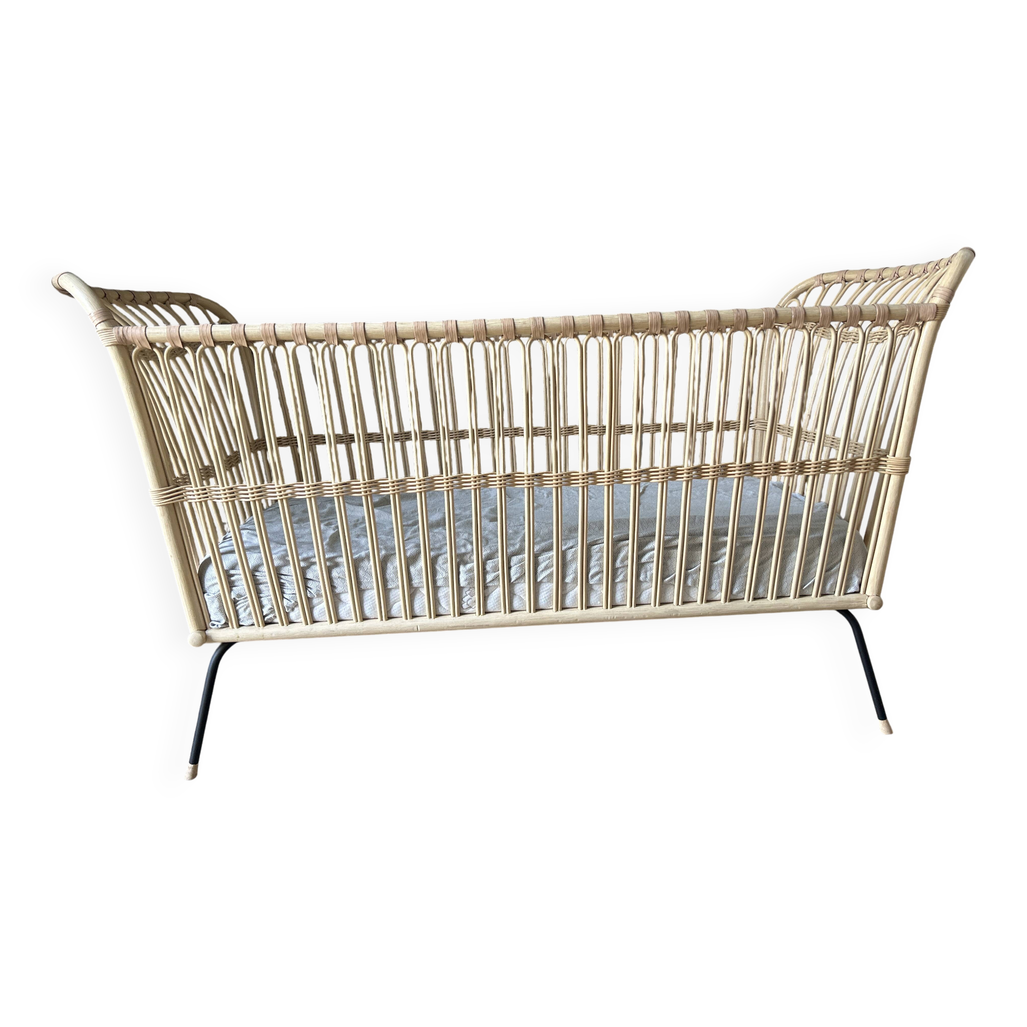 Bermbach Handcrafted Cradle