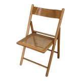 set of 2 vintage folding chairs