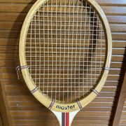 Vintage tennis racket hilton master wood + vintage cover