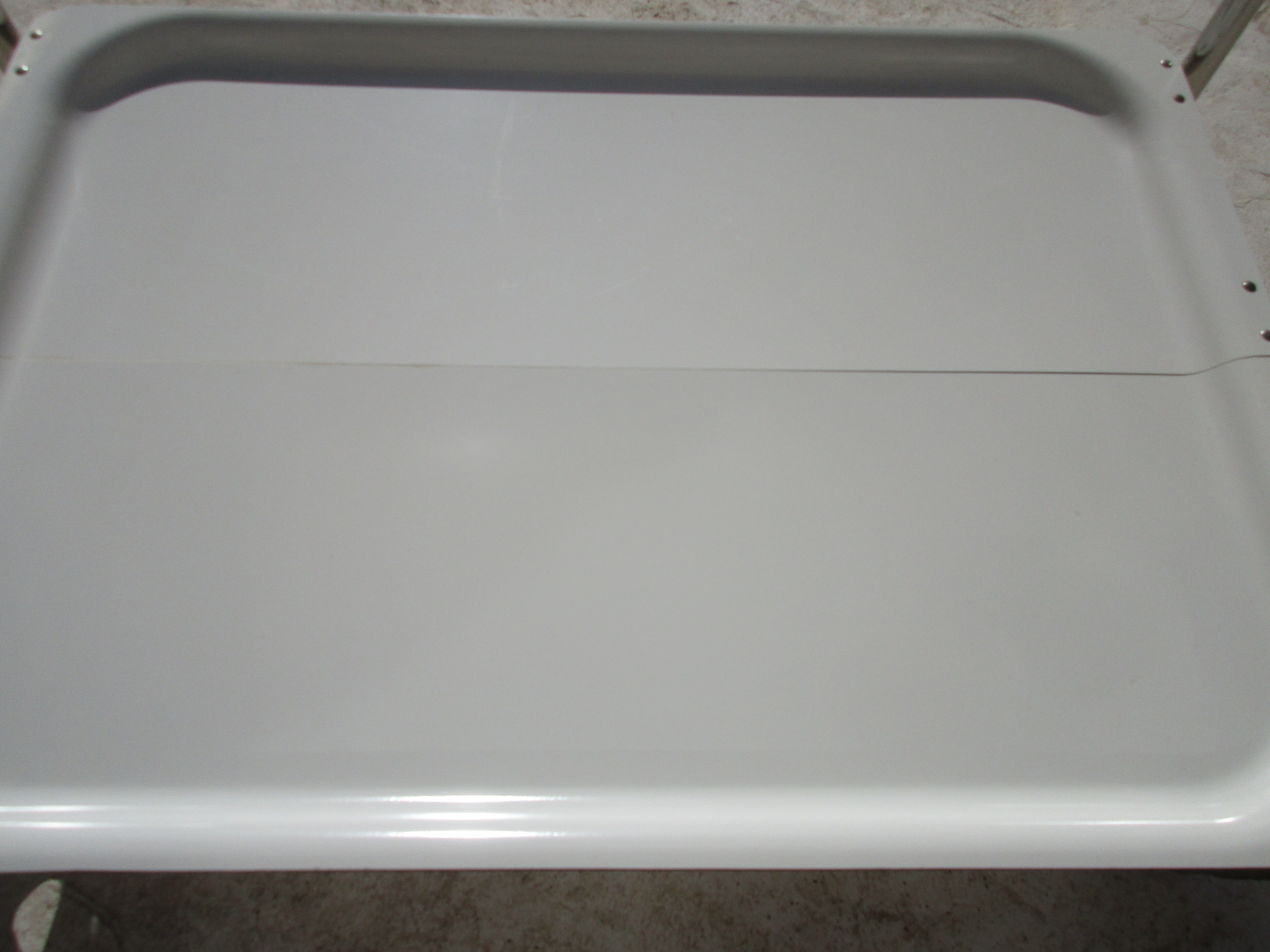 Roller folding extra table