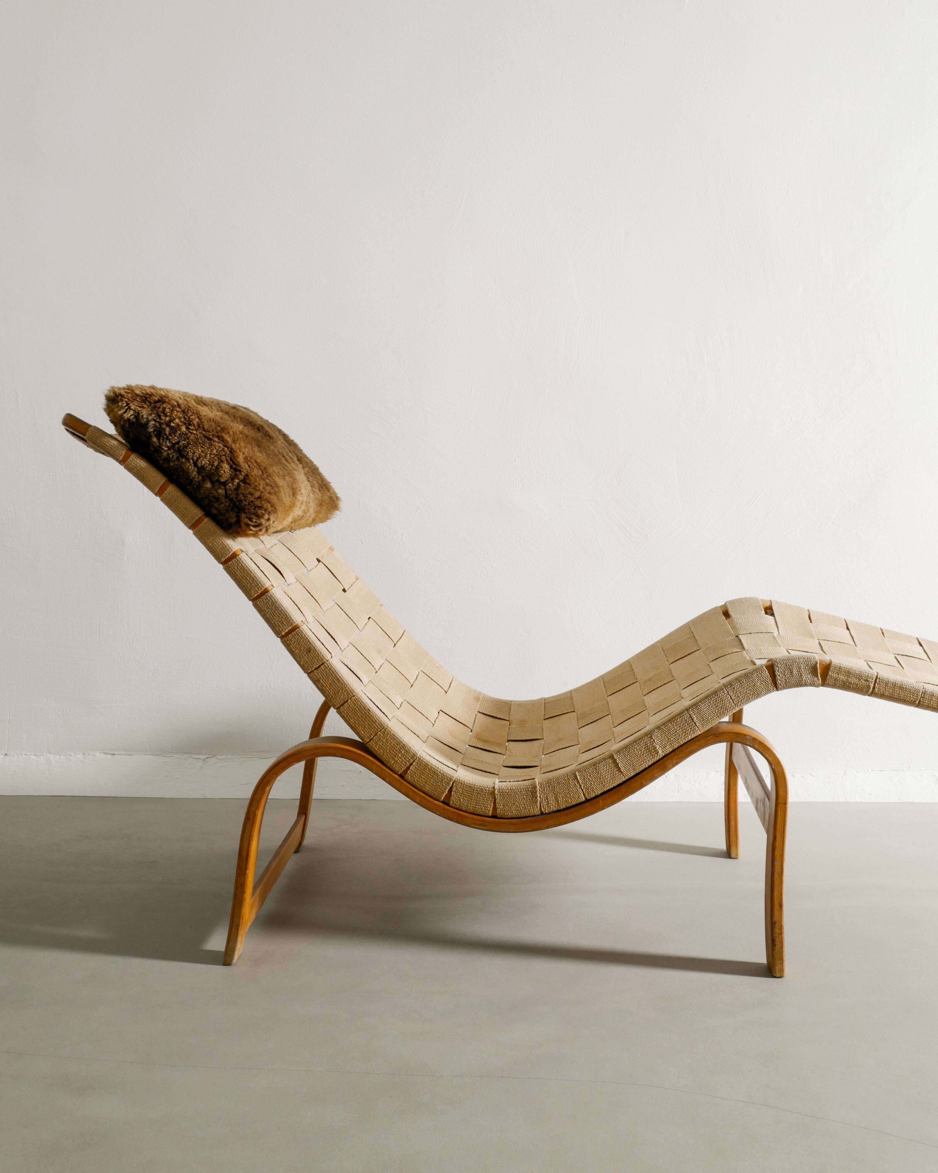 Swedish Mid Century Wooden Canvas Lounge Chair by Bruno Mathsson, 1940s