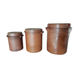 Set of three pots in sandstone