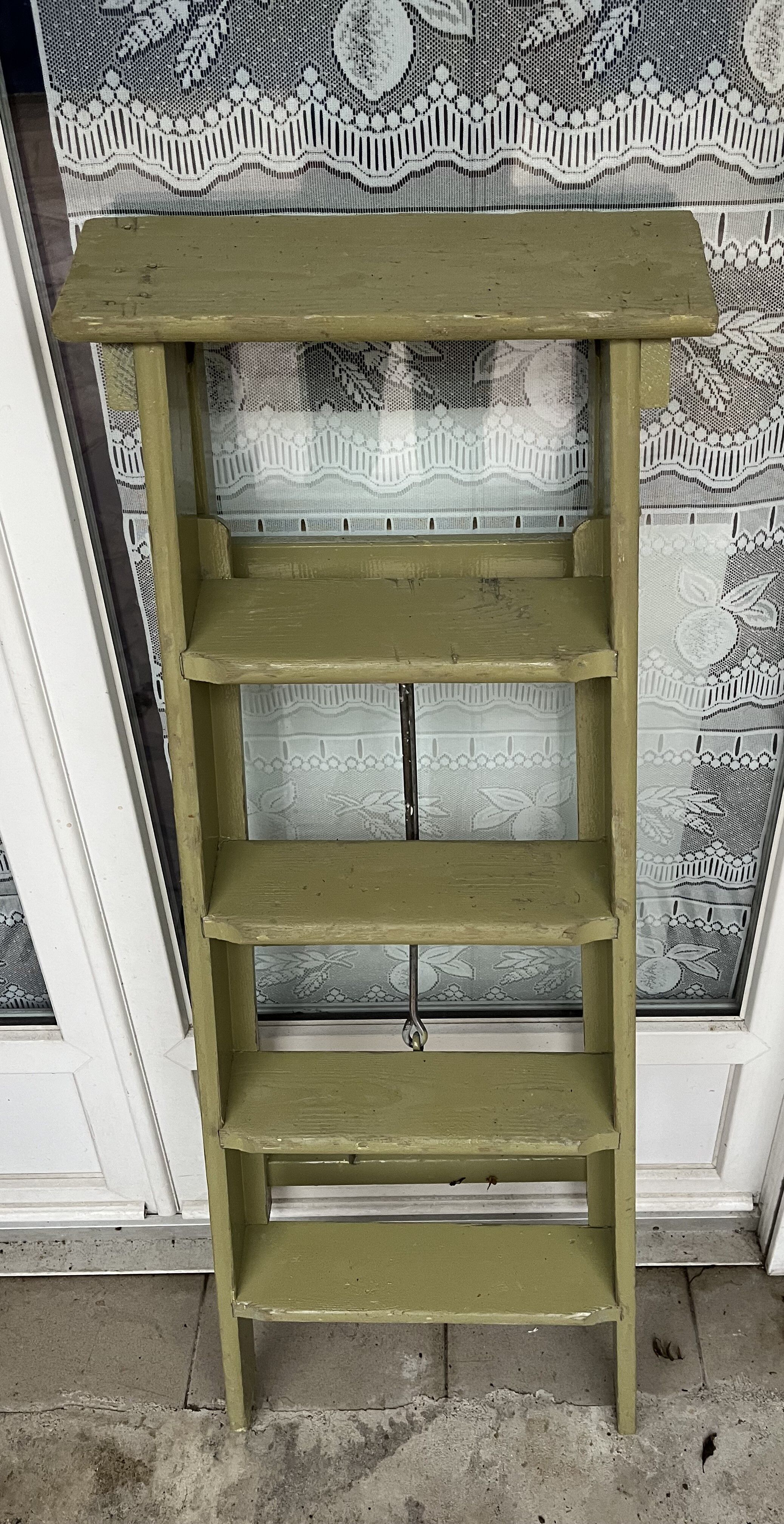 Ancient painter's stepladder