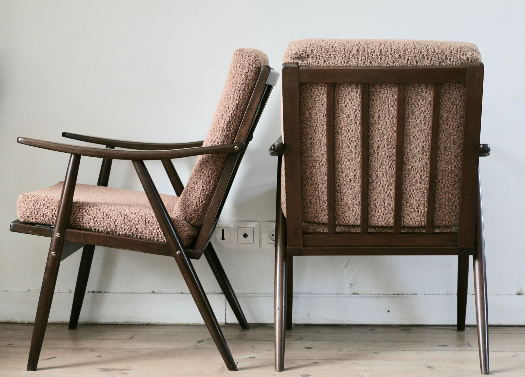 Pair of Boomerang armchairs, Thonet edition, circa 1960