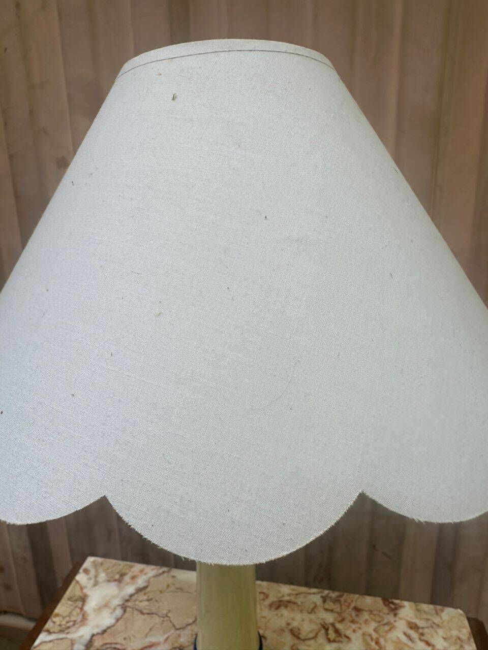 2 vintage ceramic bedside lamps from the 1990s.