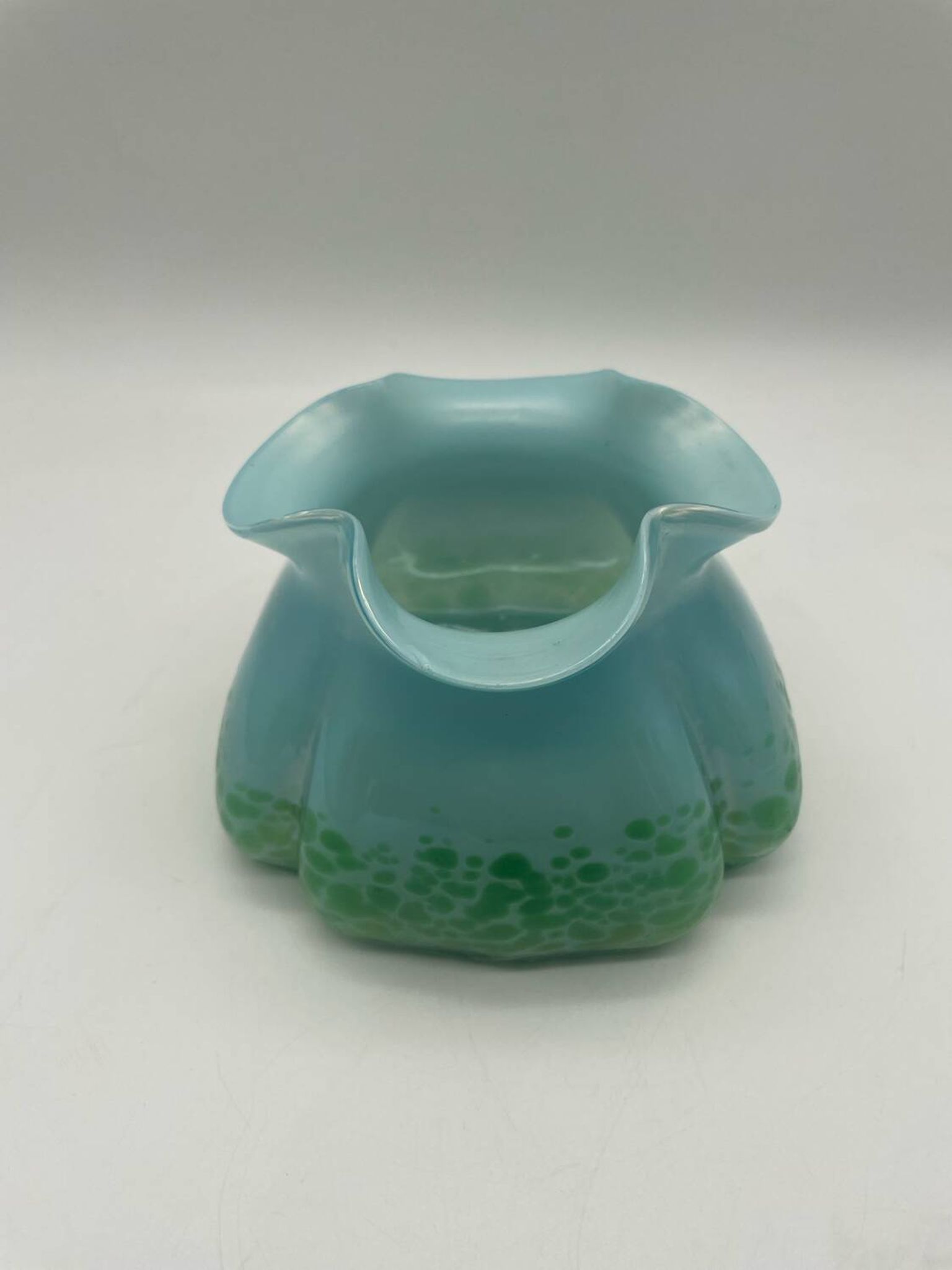Butterfly vase in iridescent glass, Loetz, Kralik, Art Nouveau
