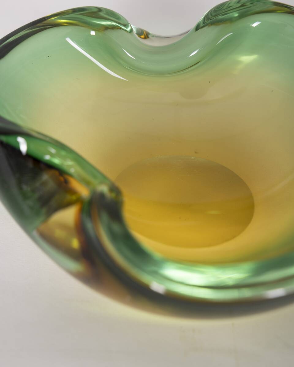 Vintage 1970s Murano glass submerged Italian design emptier tray