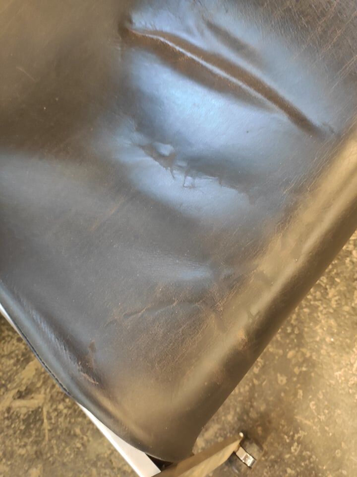 "Grand repos" armchair by Jean Prouvé