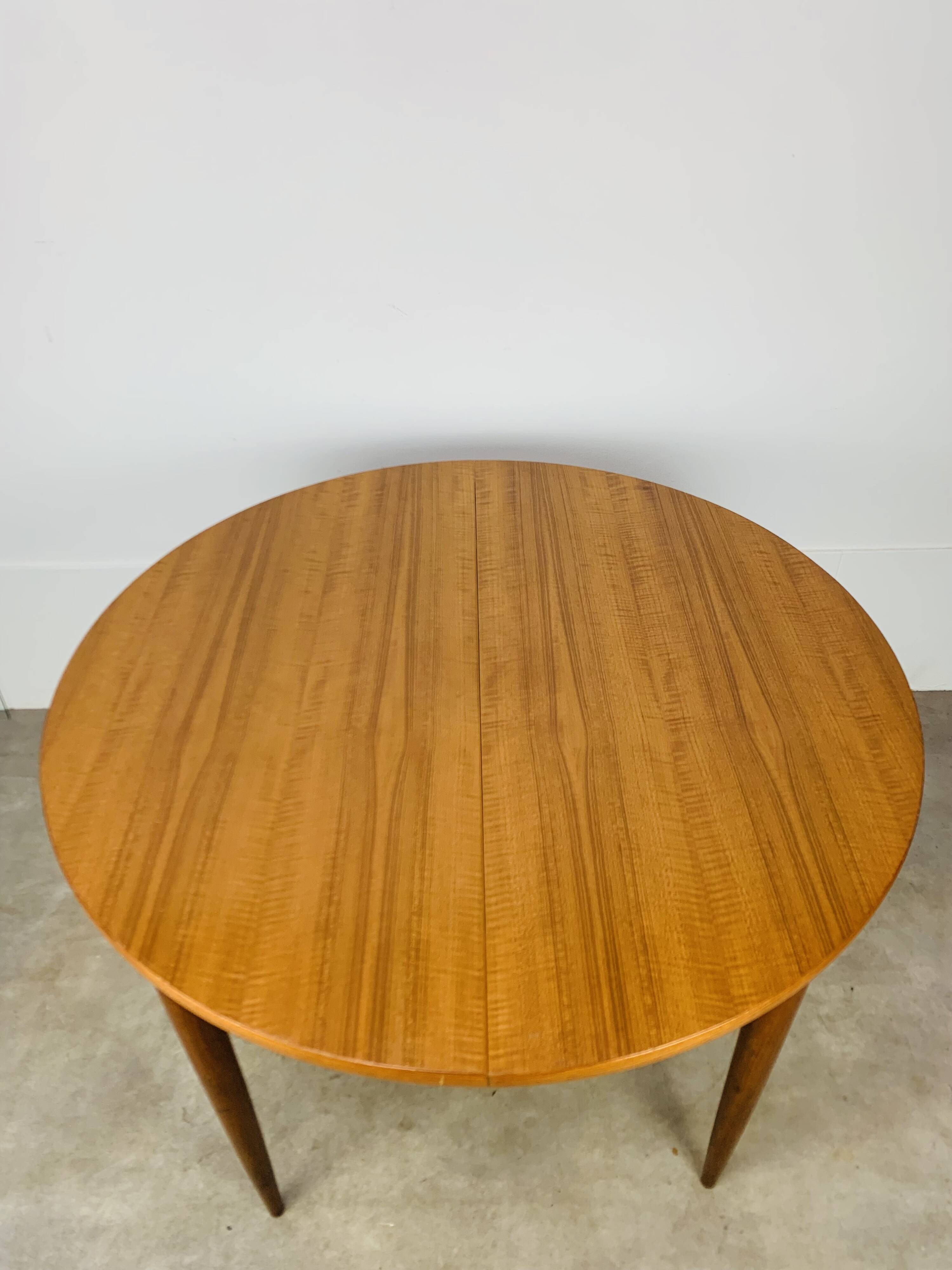Round extendable Scandinavian table, teak, 1960s