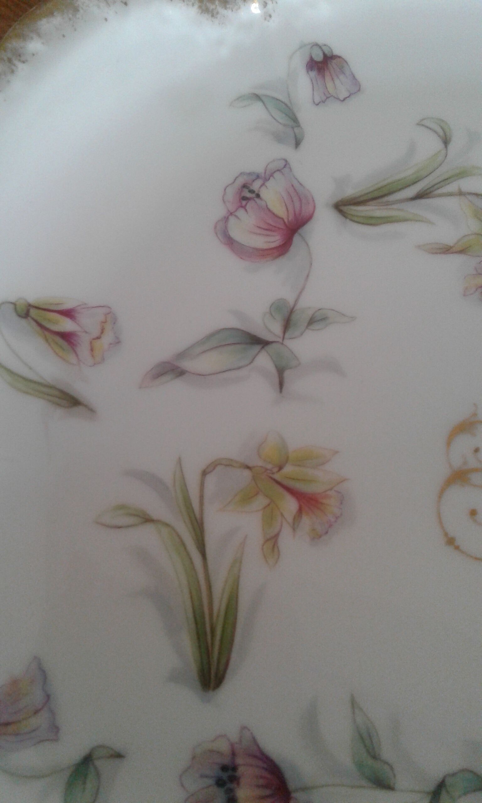 Ravissant plat à tarte en porcelaine, Limoges Jean Pouyat