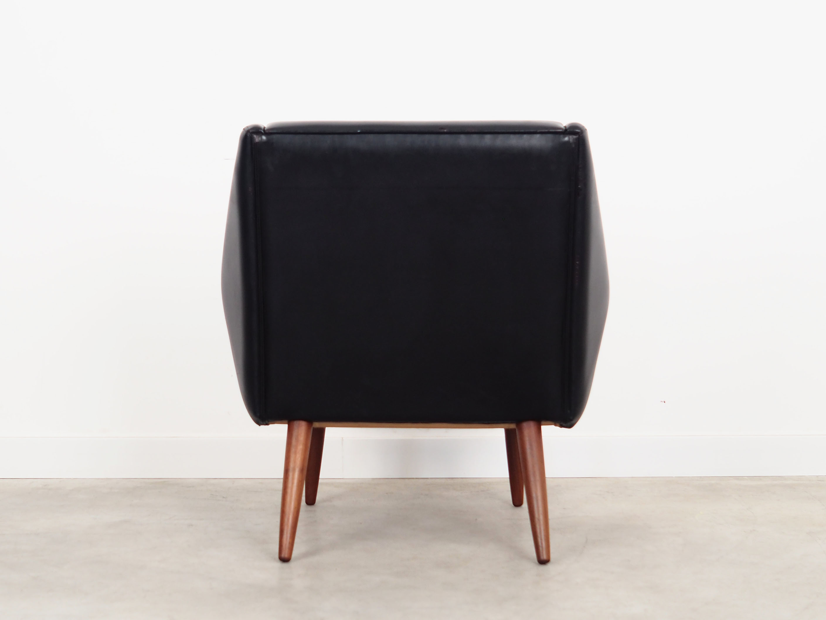 Leather armchair, Danish design, 1970s, production: Denmark