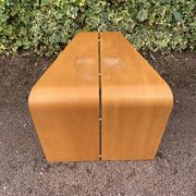 Table d’appoint trapézoïdale scandinave