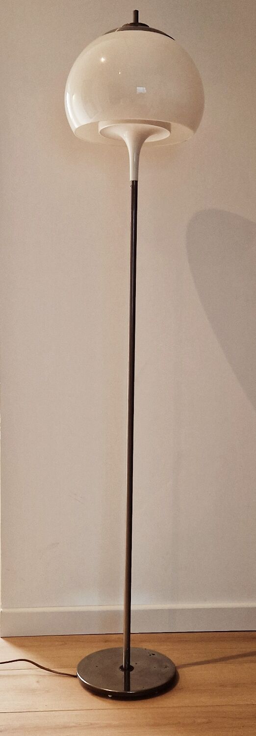 Lampadaire space age