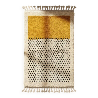 Traditional Moroccan rug 250cm x 150cm