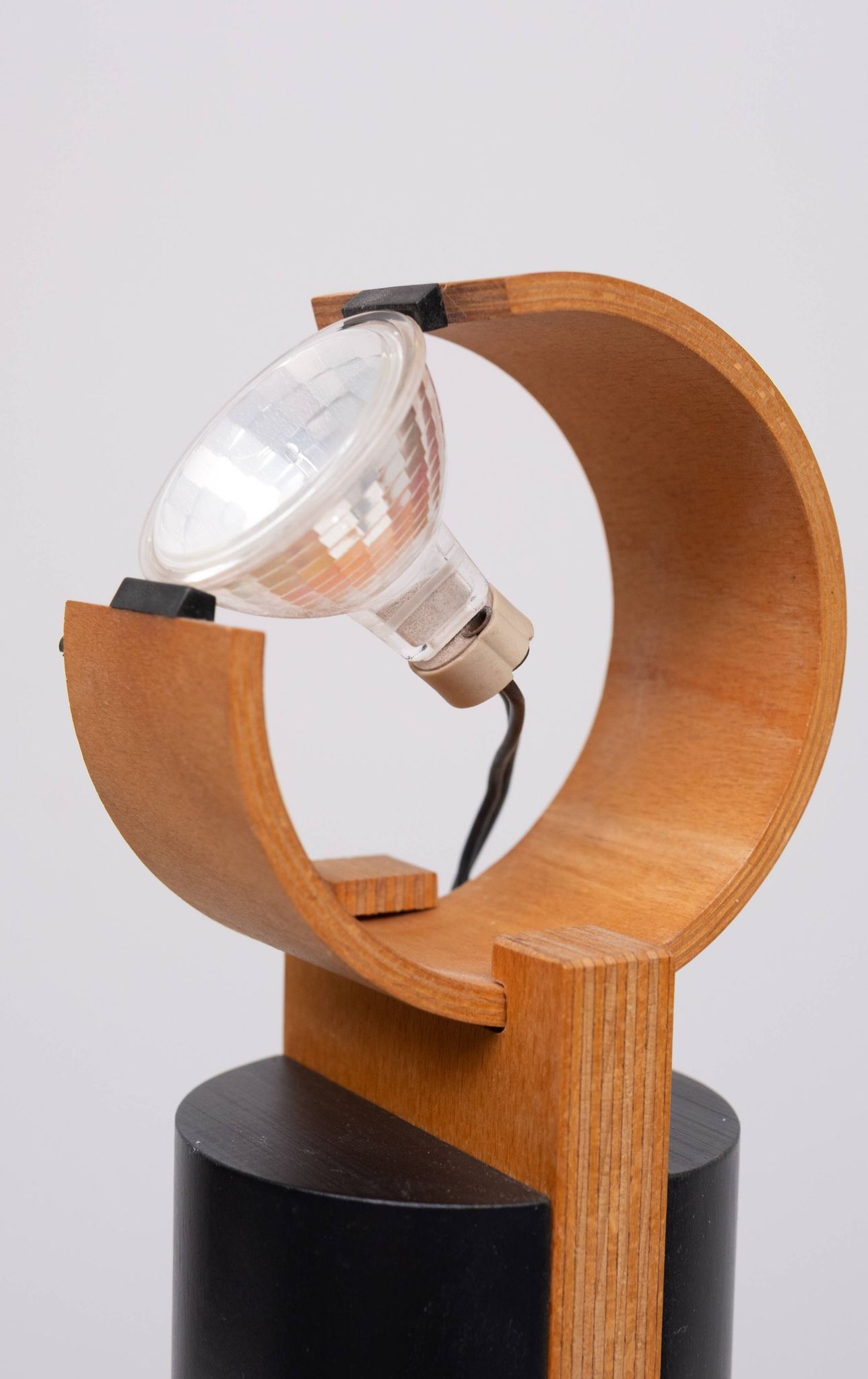 Lampe de table halogène design des années 1980
