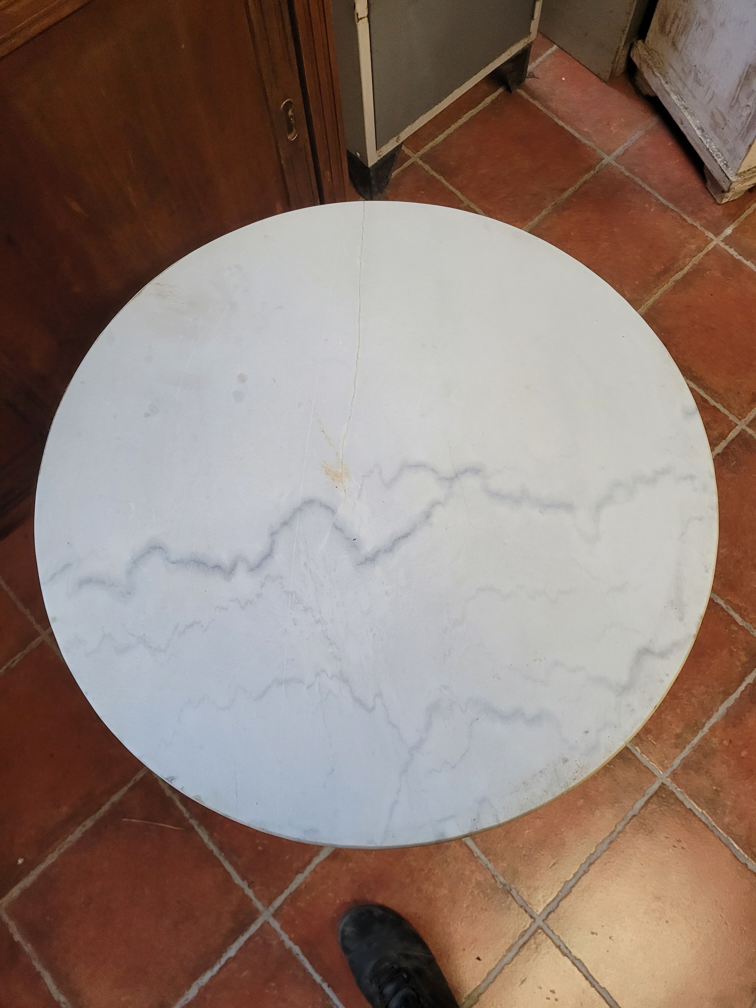 Gueridon bistro base cast iron marble top