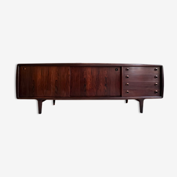 Scandinavian row by H.P.HANSEN for IMHA in rosewood 1960