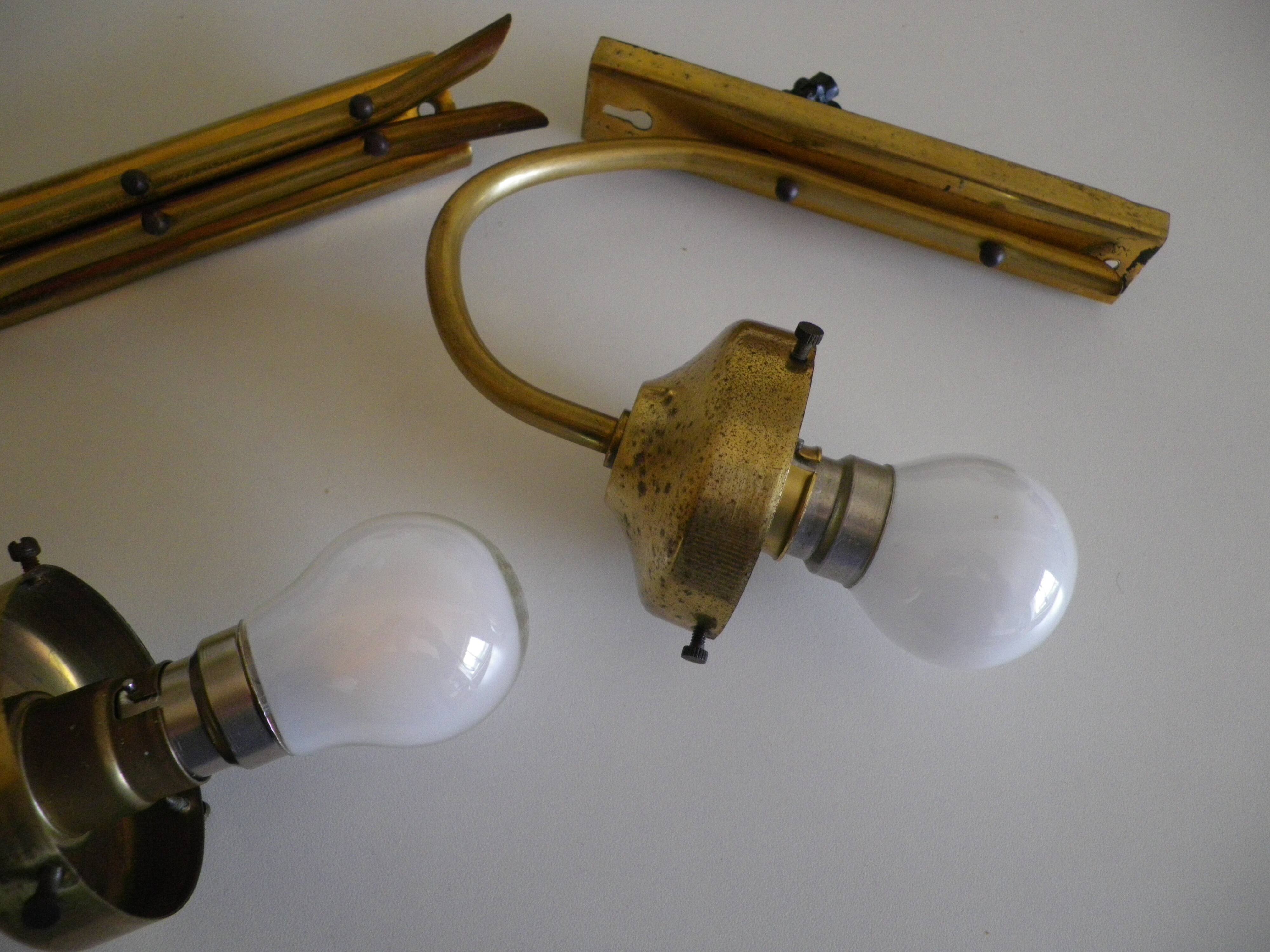 Set of 2 lights and one light wall lights
