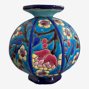 Vase boule emaux de longwy art déco octogonal faïence, décor floral, fond bleu, estampillé