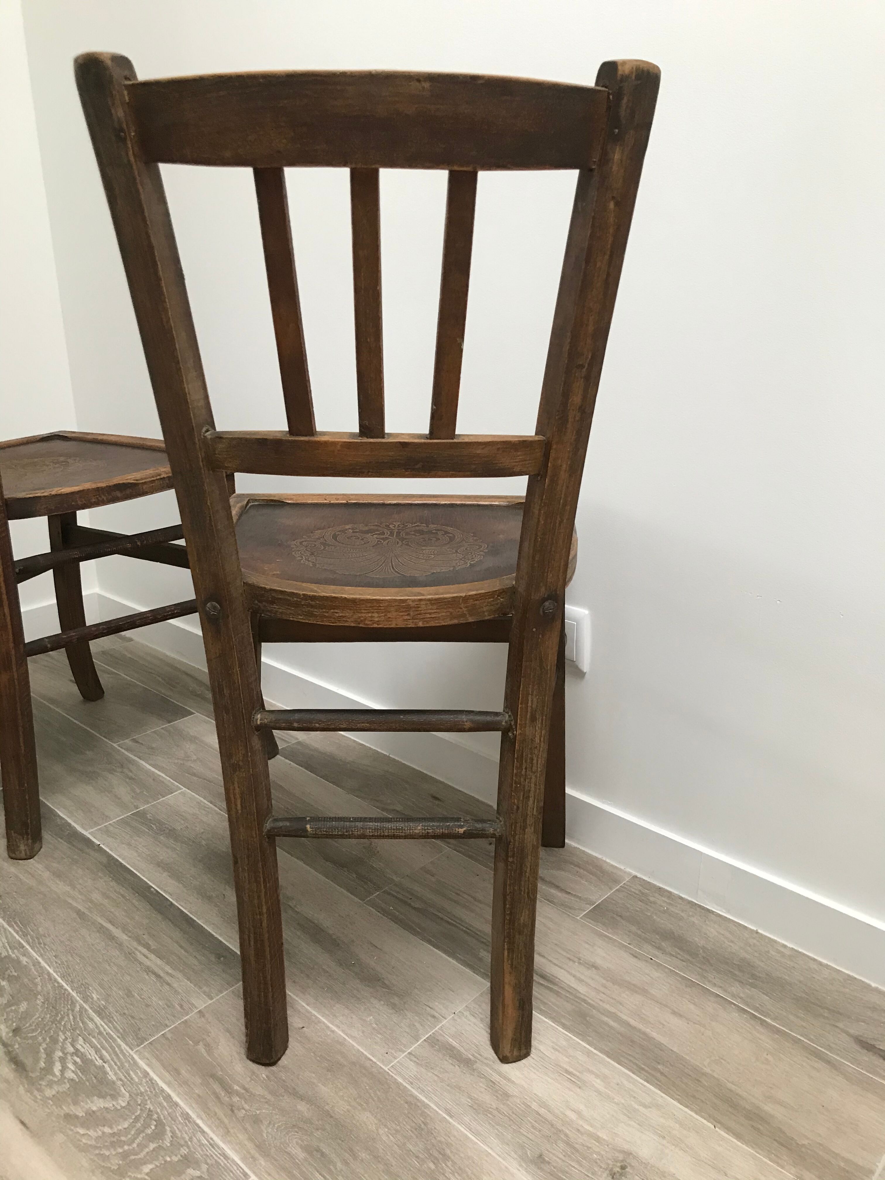 Engraved 1930 bistro chair