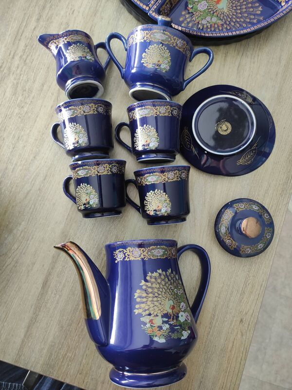 Ensemble vaisselle vintage bleue Taous de 21 pieces très bon état général