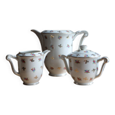Service de table en porcelaine de Limoges Raynaud - Décor fleuri & or