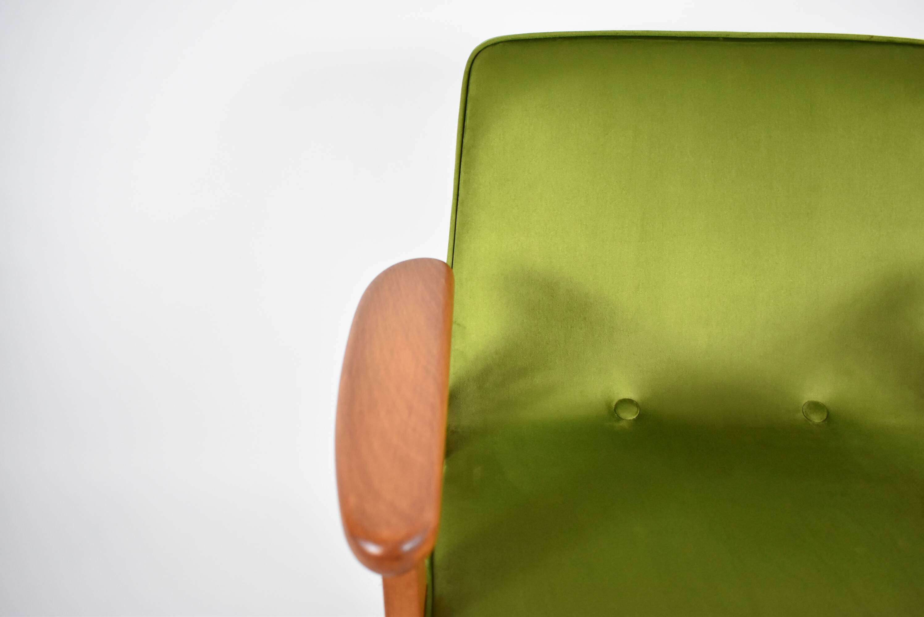 Club armchair 366, designer J. Chierowski, restored, 60s icon, green velvet