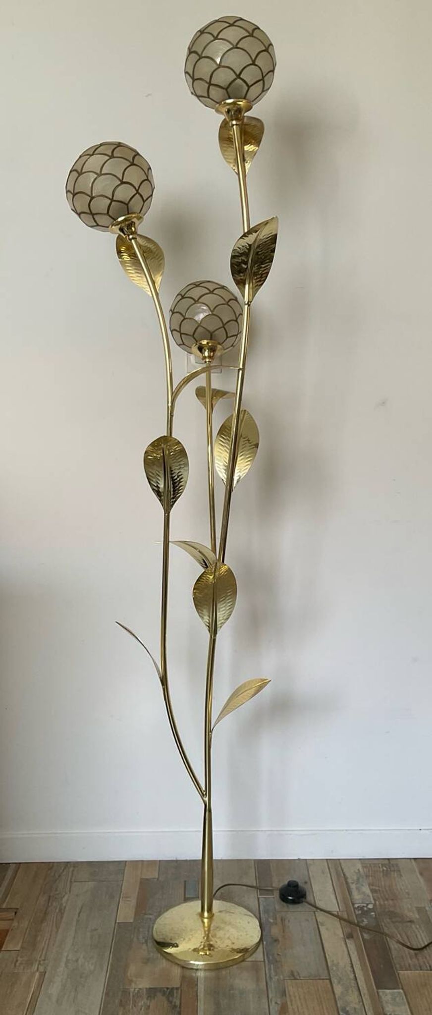 Vintage brass and mother-of-pearl floor lamp from the 70s