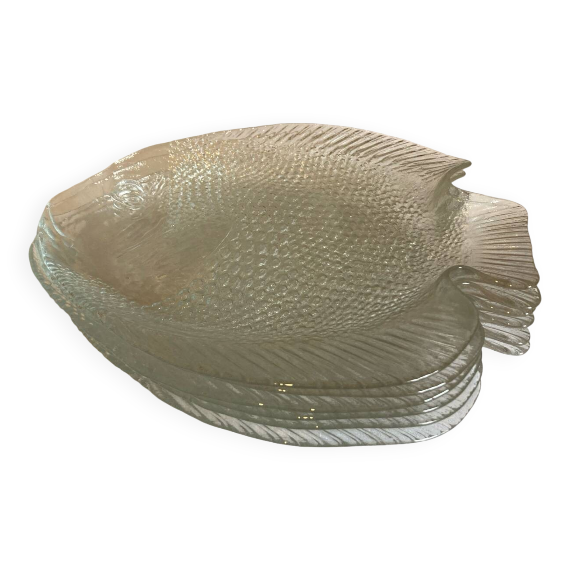 Set of 6 fish-shaped plates