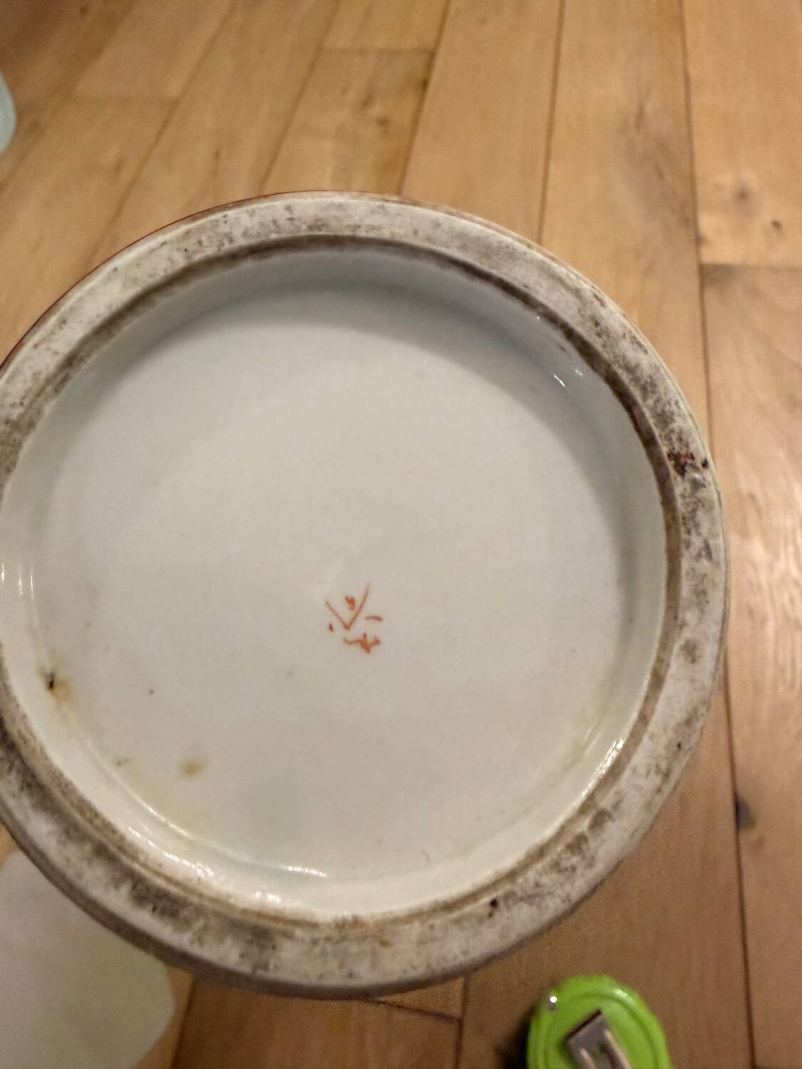 Large Japanese Kutani Porcelain Vase – Moriage Floral Relief – Early 2