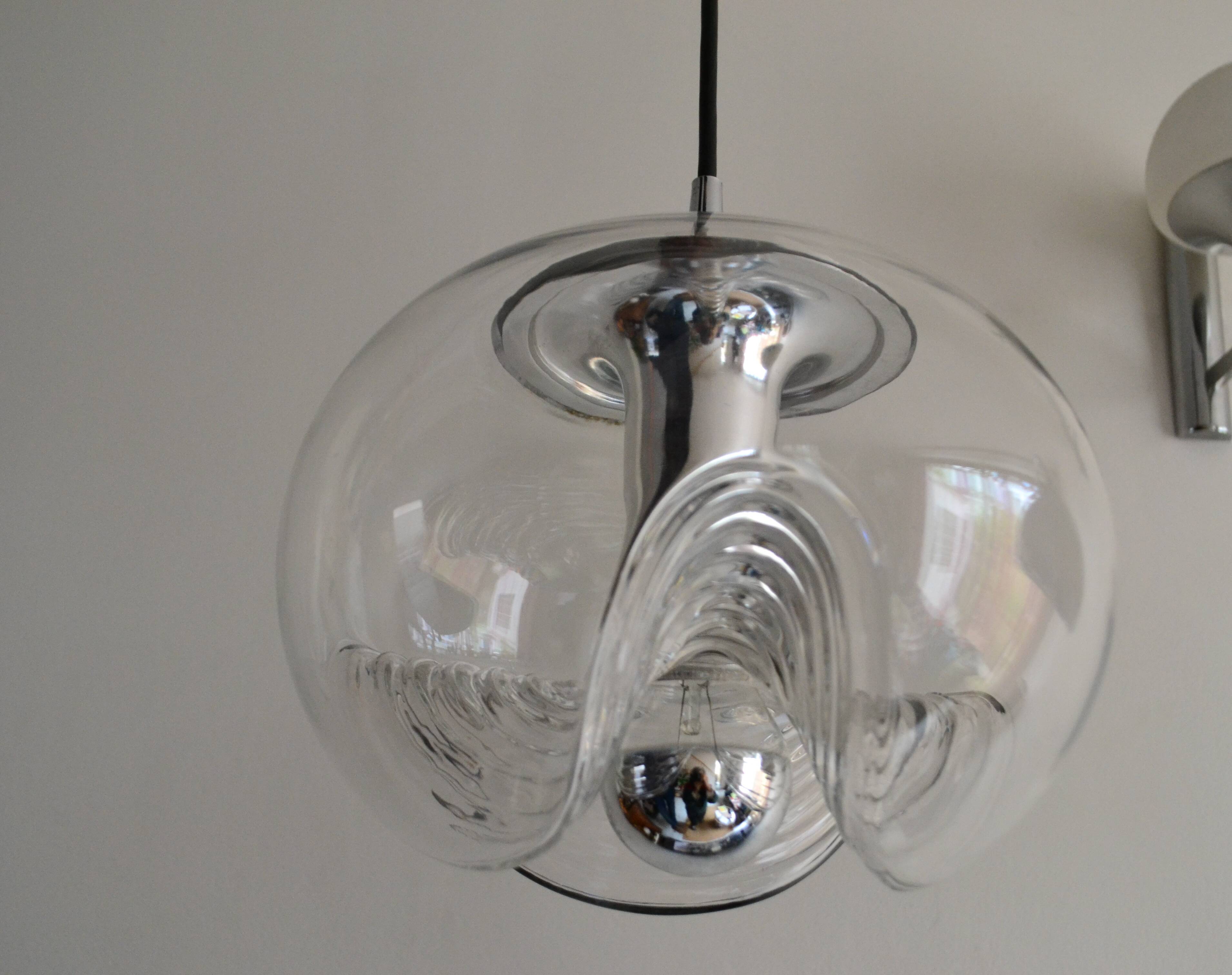 Peill & Putzler "wave" suspension, glass and chrome from the 60s/70s.