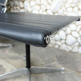 Lounge Chair Chair EA124 - Ottoman EA125 by Charles - Ray Eames for Herman Miller 1960s