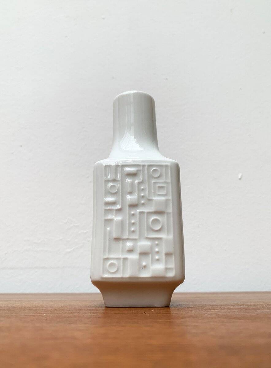 Brutalist porcelain vase from mid-century Wunsiedel Bavaria Porcelain, 1960s.