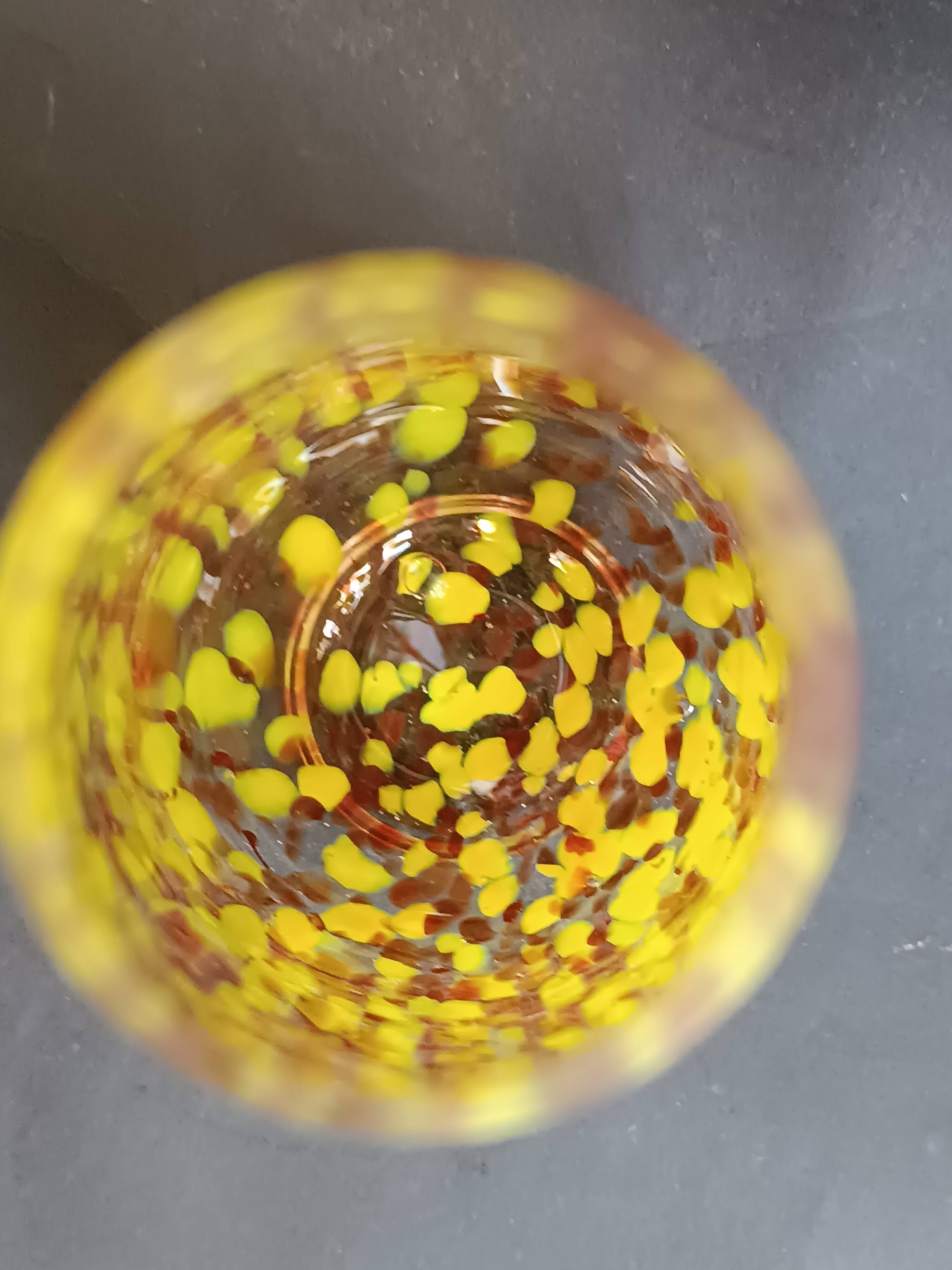 Vase conique verre de Murano moucheté jaune 1970