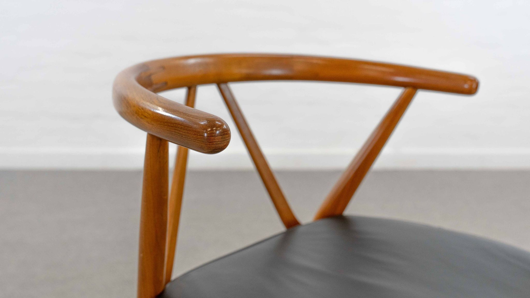 Fauteuil modèle 255 de Henning Kjaernulf pour Bruno Hansen