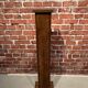 Colonne en bois laqué