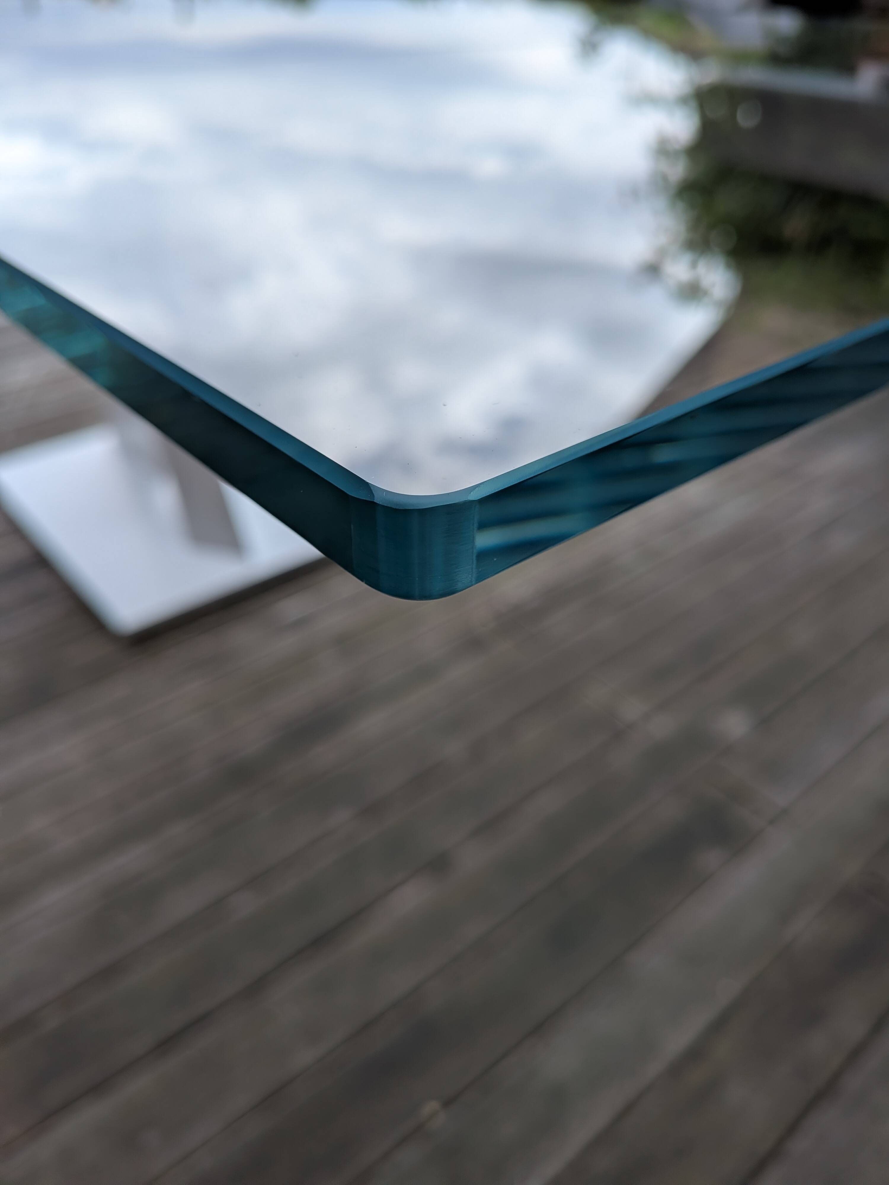 Roche Bobois table model Axel white