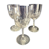 Suite de 3 verres a eau ou a vin en cristal taille