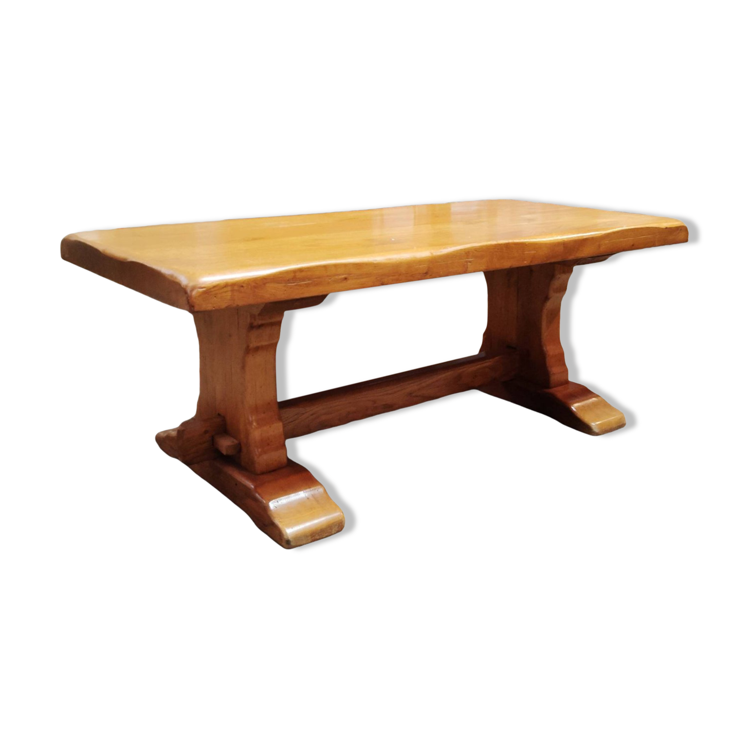 Monastery farmhouse coffee table