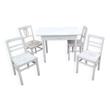 table plus 4 chairs