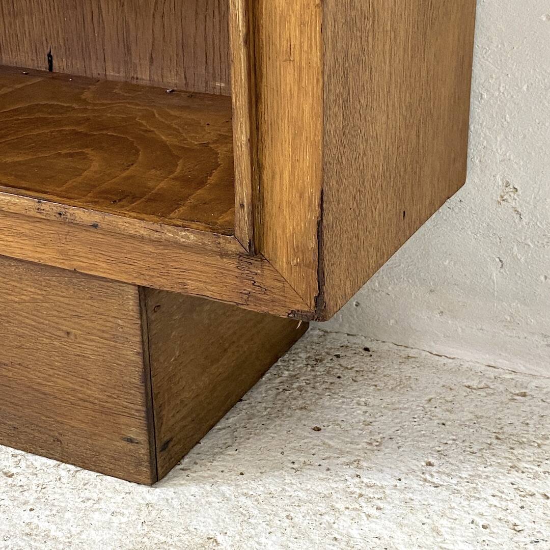 Vintage 1950s bookcase