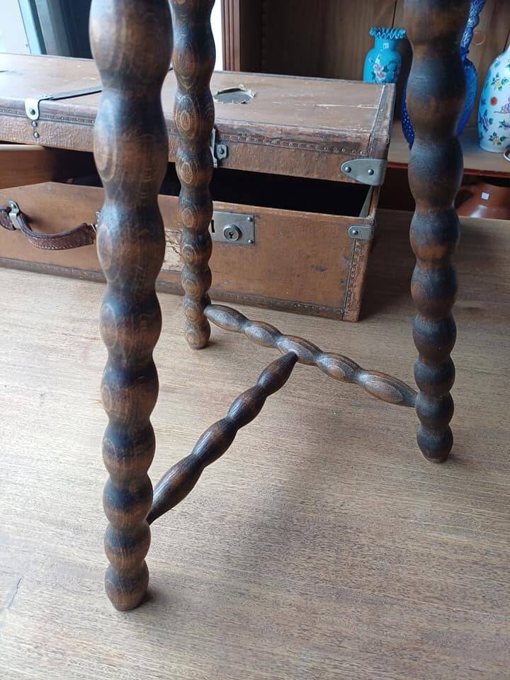 Beaded Tripod Mid-Height Stool