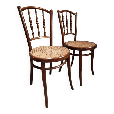 2 chaises bistrot viennoises Kohn antiques en bois courbé et cannage, Autriche vers 1900–1930