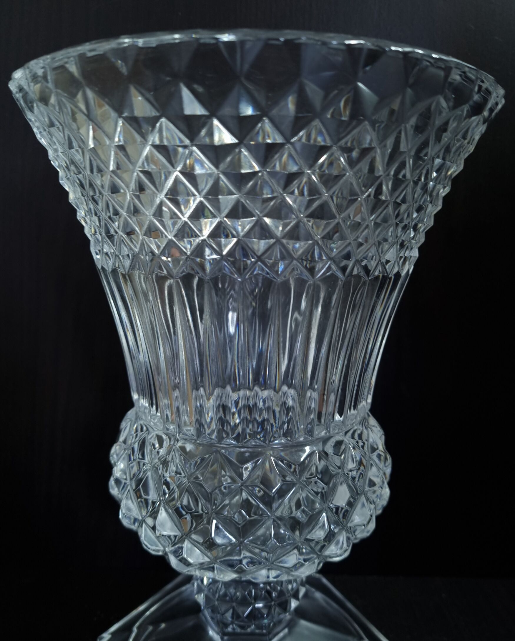Pair of Medici crystal vases from Val-Saint-Lambert
