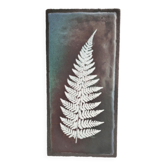 Enamelled lava plate with fern decoration