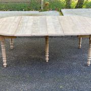 Table à manger ronde extensible Louis Philippe à volets rénovée avec 4 rall