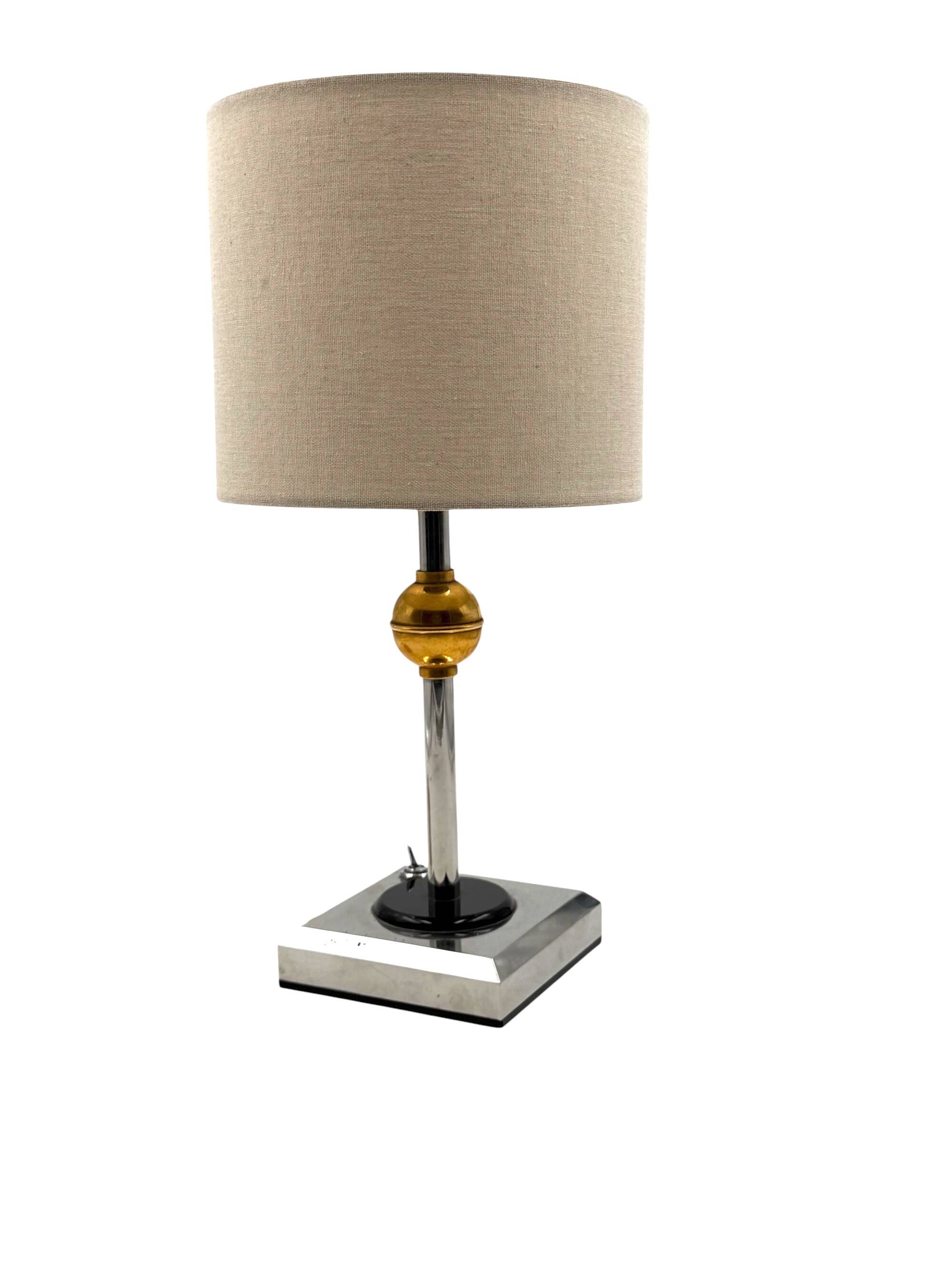 Art deco style bakelite table lamp, France 1980s